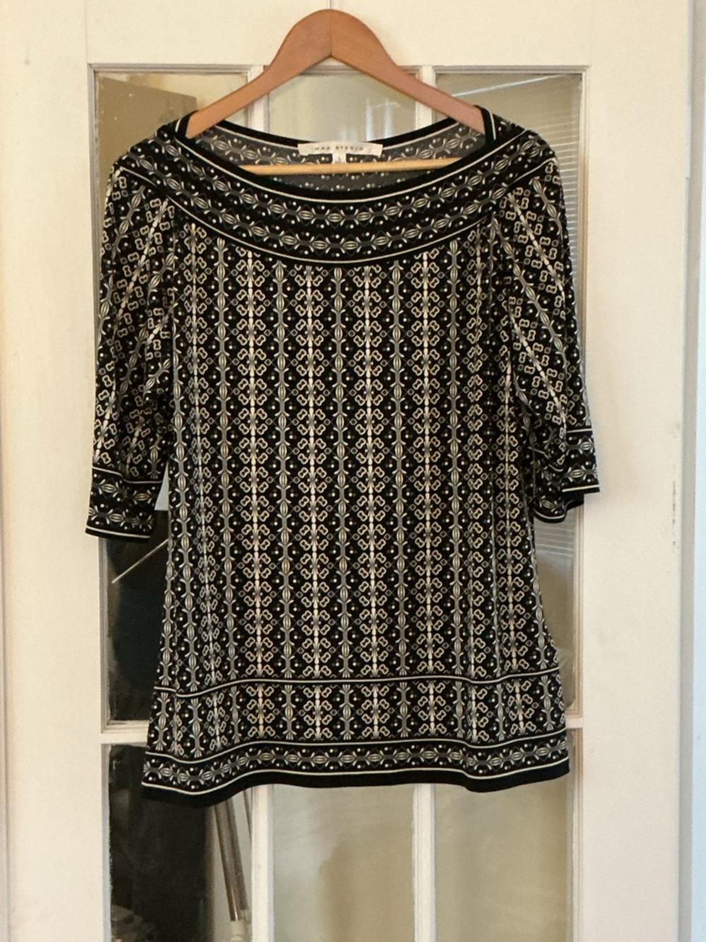 Max Studio Black and White Patterned Boatneck Tunic